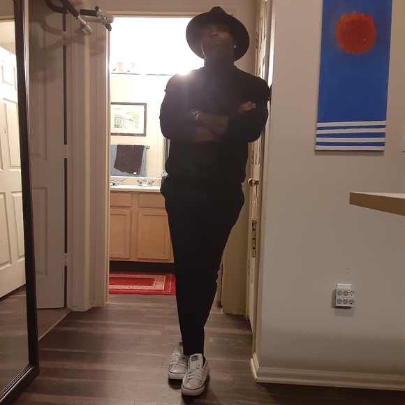 Meet your Posher, Lenard - Picture 7 of 7